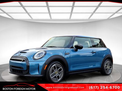 Used 2022 MINI Cooper SE w/ Driver Assistance Package image 1