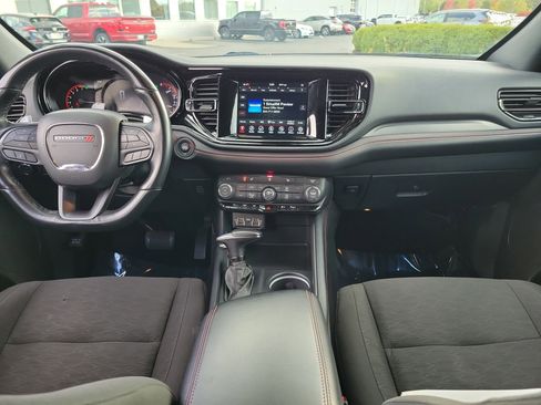 Used 2023 Dodge Durango GT image 9