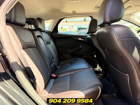 Used 2014 Ford Focus Titanium FWD image 34