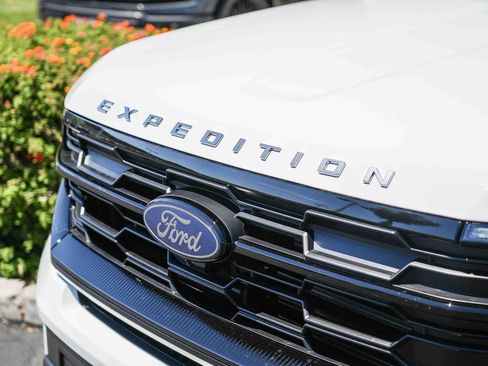 New 2026 Ford Expedition Max Active image 3