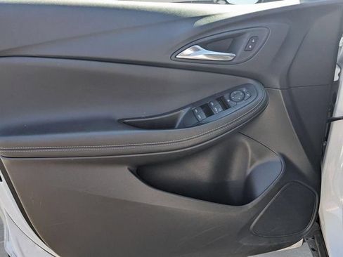 Used 2025 Buick Encore GX Preferred FWD image 14