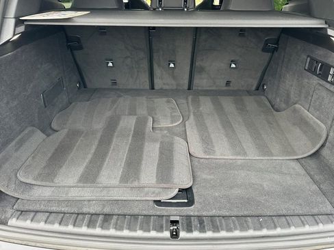 Used 2023 BMW iX xDrive50 w/ Convenience Package AWD/4WD image 16