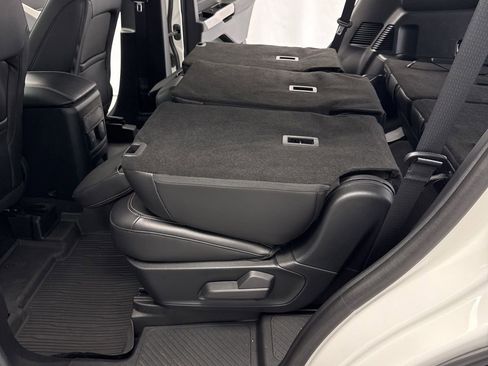 Certified 2023 Ford Explorer XLT w/ Equipment Group 202A image 40