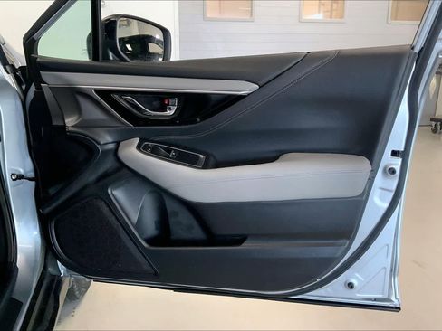 Used 2022 Subaru Outback Limited XT w/ Popular Package #2 image 25