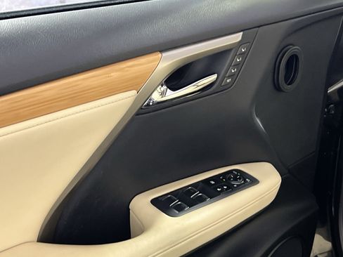 Used 2021 Lexus RX 350L FWD w/ Premium Package image 15