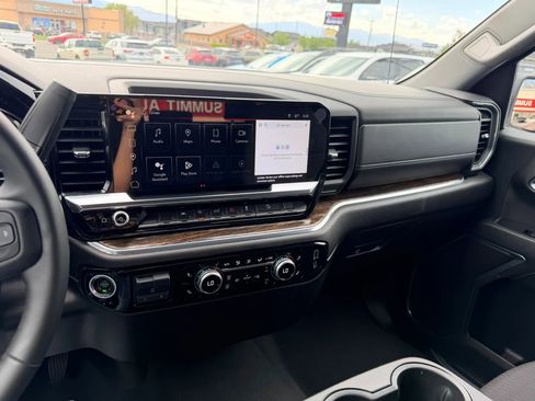 Used 2024 GMC Sierra 1500 Elevation w/ X31 Off-Road Package image 27