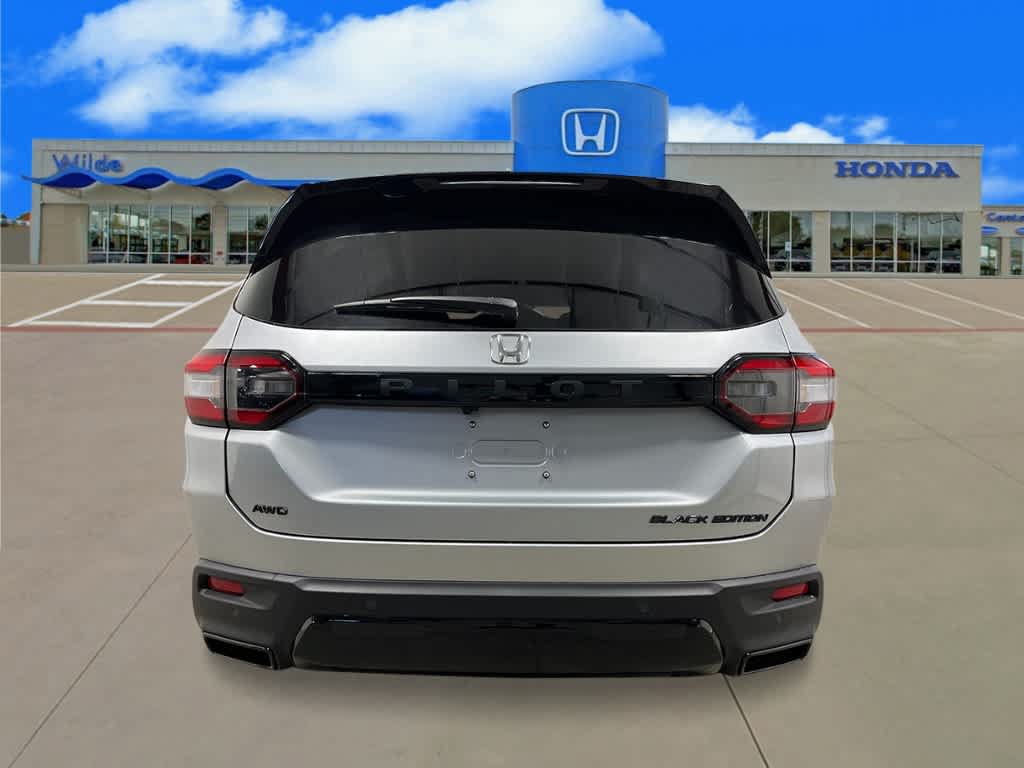 New 2026 Honda Pilot Black Edition image 4