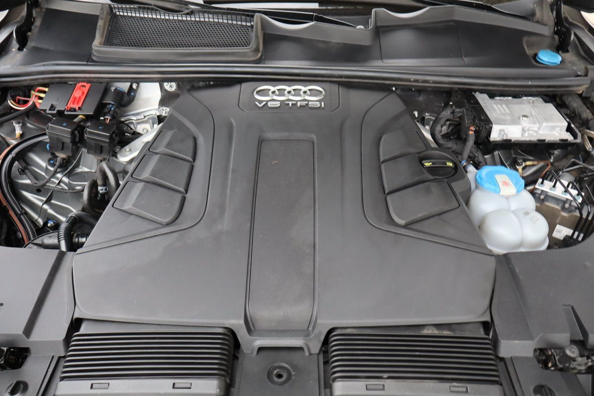 Used 2017 Audi Q7 3.0T Prestige AWD/4WD image 42