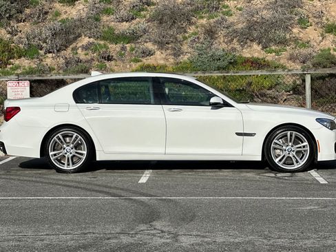 Used 2013 BMW 750Li image 6