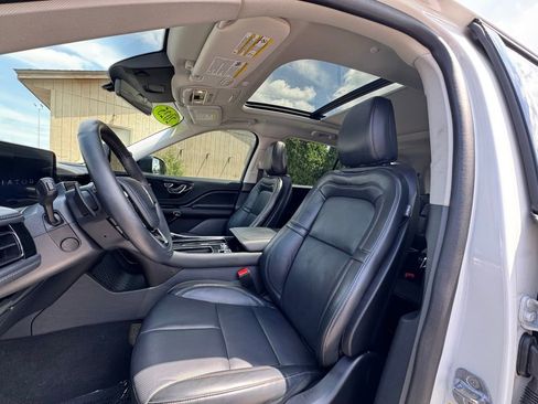 Used 2025 Lincoln Aviator Reserve w/ Jet Appearance Package AWD/4WD image 17