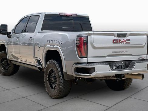 Used 2024 GMC Sierra 2500 AT4 w/ AT4 Premium Plus Package AWD/4WD image 13