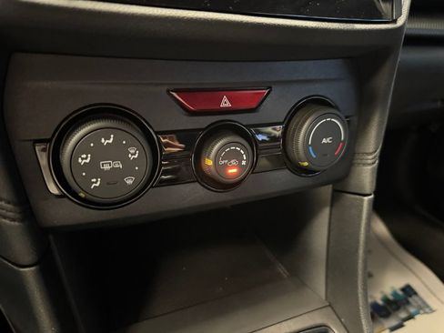 Used 2019 Subaru Crosstrek 2.0i Premium AWD/4WD image 15