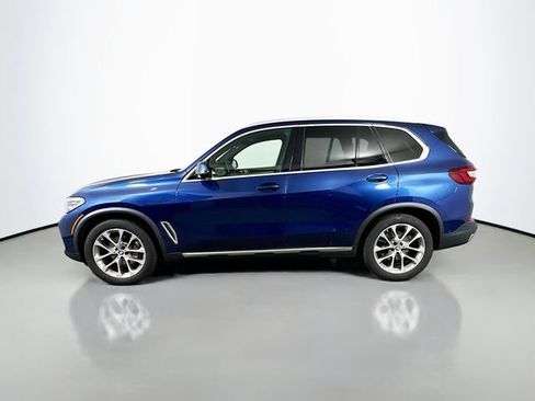 Used 2022 BMW X5 xDrive40i w/ Premium Package AWD/4WD image 3