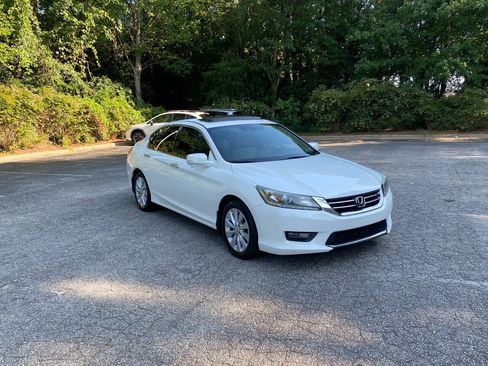 Used 2014 Honda Accord EX-L image 3
