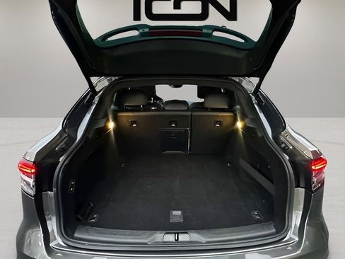 Used 2023 Maserati Levante Modena image 25