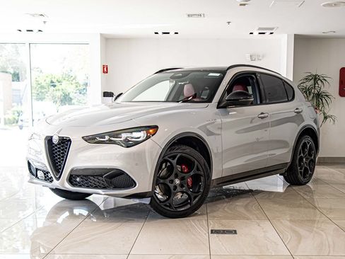 New 2026 Alfa Romeo Stelvio Sprint AWD/4WD image 1