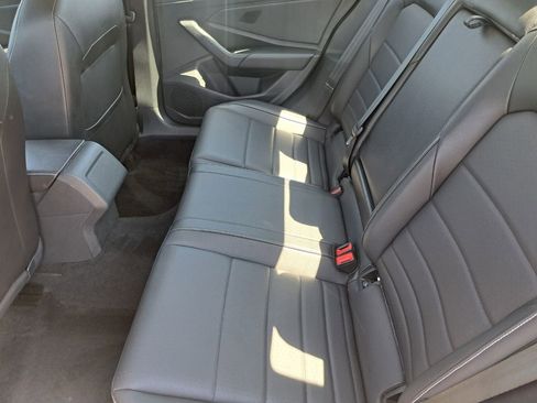 Used 2023 Volkswagen Jetta SE FWD image 21