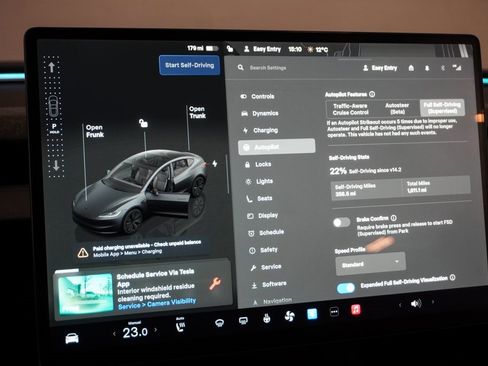 Used 2025 Tesla Model 3 Long Range image 22