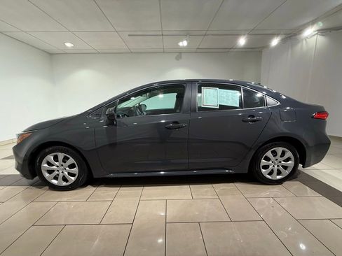 Certified 2023 Toyota Corolla LE image 2