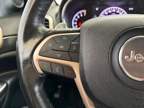 Used 2016 Jeep Grand Cherokee Laredo RWD image 29