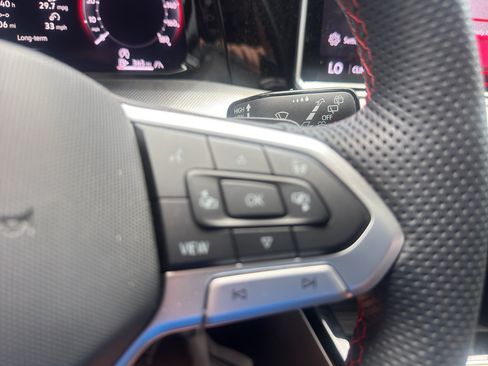 Used 2025 Volkswagen GTI SE FWD image 25