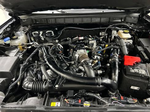Certified 2023 Ford Bronco Wildtrak AWD/4WD image 30