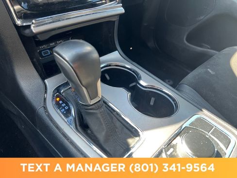 Used 2020 Jeep Grand Cherokee Altitude AWD/4WD image 25