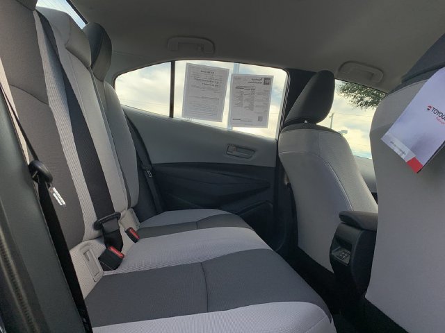 Used 2026 Toyota Corolla LE FWD image 34