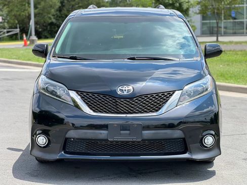 Used 2015 Toyota Sienna SE Premium FWD image 8