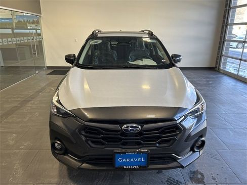 Used 2025 Subaru Crosstrek 2.0i Premium image 2