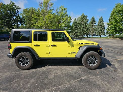 Used 2023 Jeep Wrangler Unlimited Rubicon 4xe w/ Cold Weather Group AWD/4WD image 7