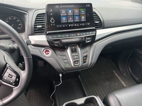 Used 2025 Honda Odyssey Sport-L image 18