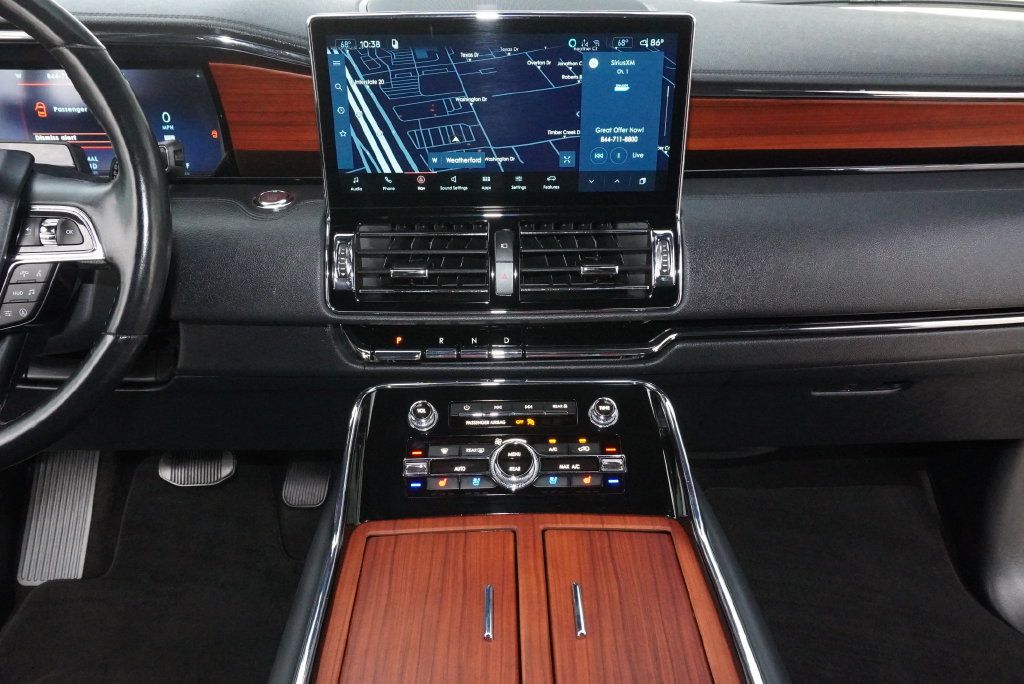 Used 2024 Lincoln Navigator Reserve AWD/4WD image 18