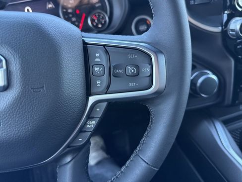 New 2026 RAM 1500 Big Horn AWD/4WD image 18