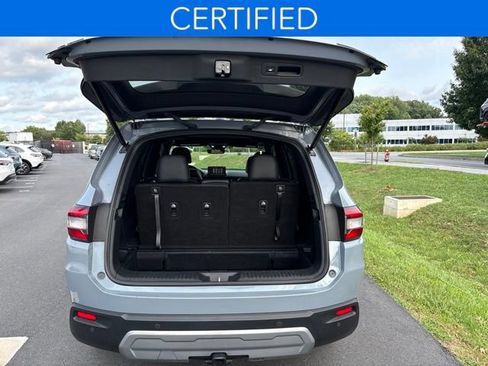 Certified 2025 Honda Pilot TrailSport image 15