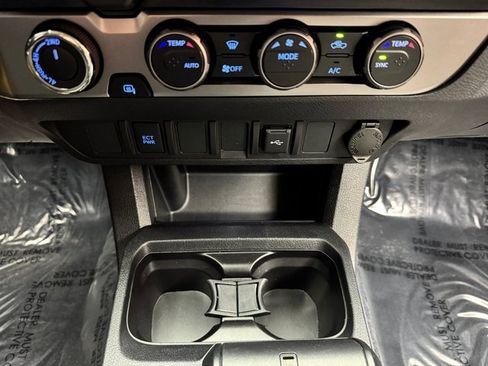 Used 2023 Toyota Tacoma SR image 19
