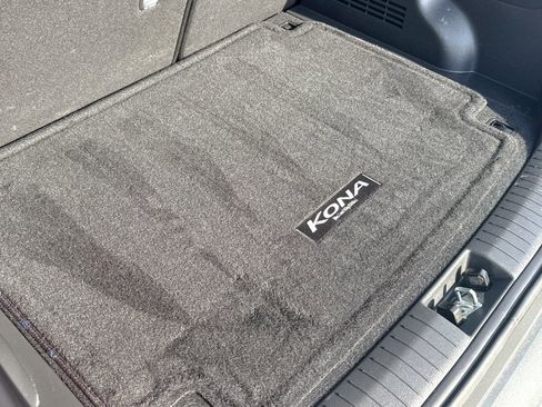 Used 2022 Hyundai Kona SEL w/ Convenience Package image 14