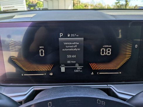 Certified 2025 Kia Sorento EX w/ Panoramic Sunroof Package FWD image 36