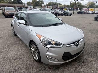 Used 2017 Hyundai Veloster video 1