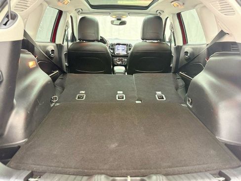 Used 2018 Jeep Compass Limited AWD/4WD image 28