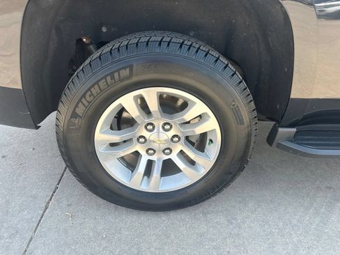 Used 2016 Chevrolet Tahoe LT AWD/4WD image 40