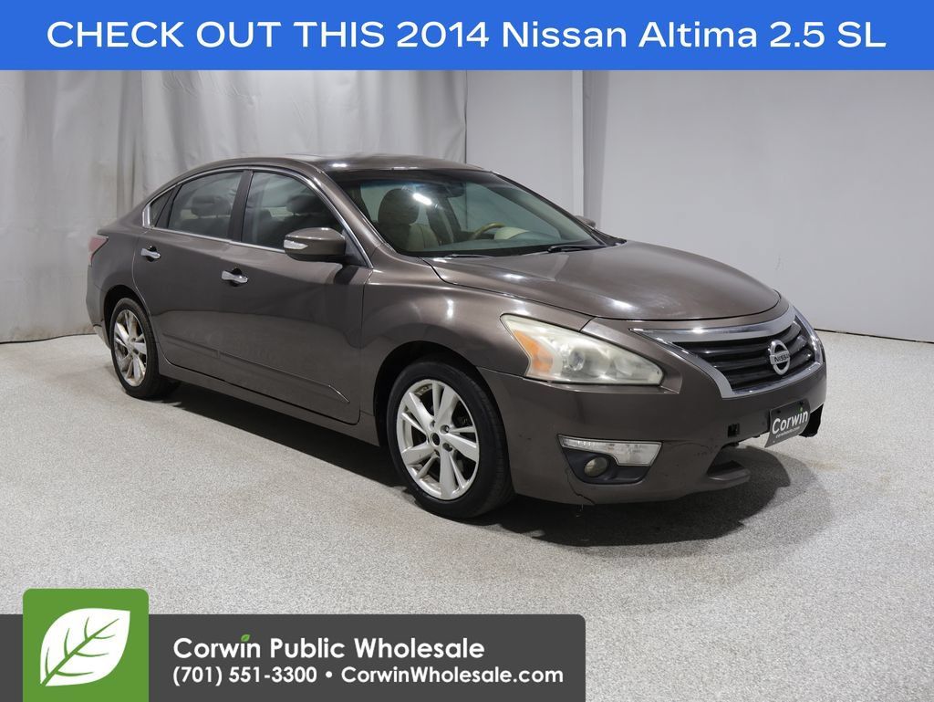 Used 2014 Nissan Altima 2.5 SL w/ Moonroof Package FWD image 1