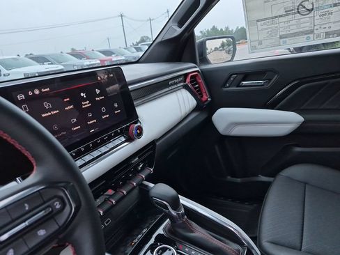 New 2026 GMC Canyon AT4X AWD/4WD image 29
