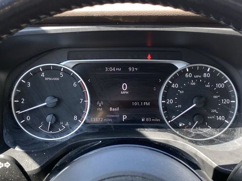 Used 2023 Nissan Rogue SL FWD image 10