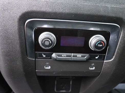 Used 2022 Chevrolet Tahoe Premier w/ Premium Package image 13