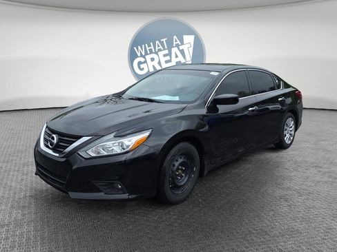 Used 2018 Nissan Altima 2.5 S w/ S Convenience Package FWD image 7