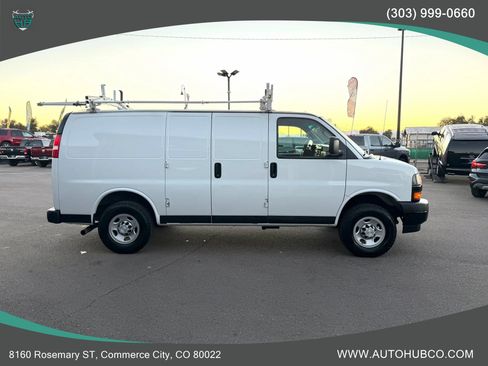 Used 2019 Chevrolet Express 2500 w/ Driver Convenience Package image 4