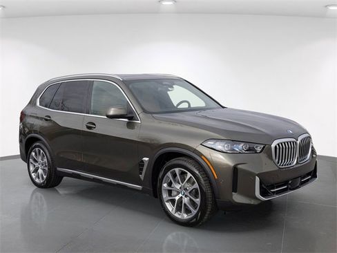New 2026 BMW X5 xDrive50e w/ Climate Comfort Package image 12