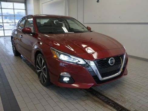 Used 2019 Nissan Altima 2.5 Platinum image 7