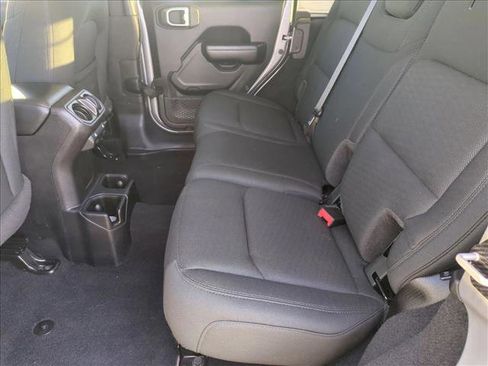 Used 2020 Jeep Wrangler Unlimited Sport S image 17